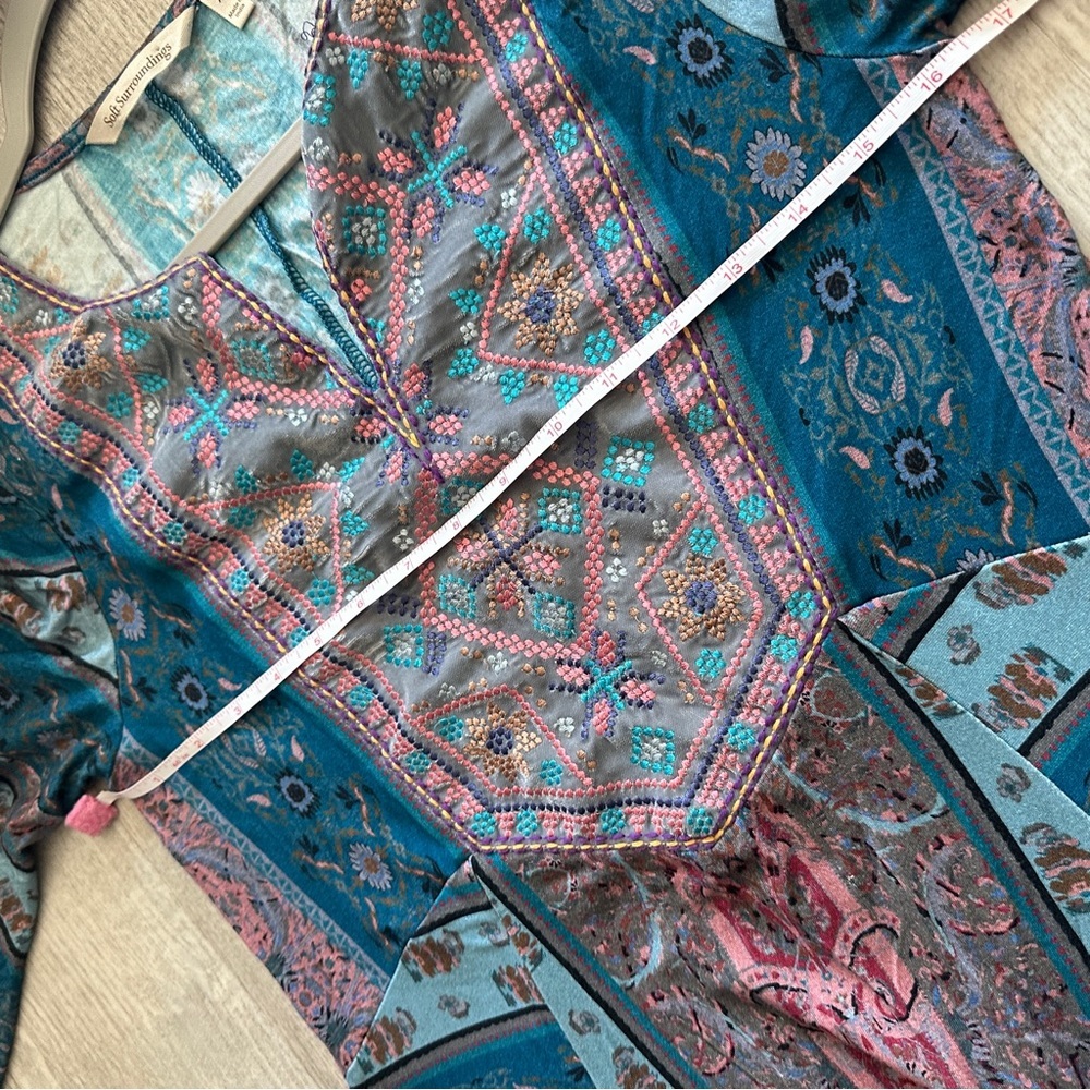 Soft Surroundings Teal and Pink Embroidered Tunic XS - Picture 8 of 10